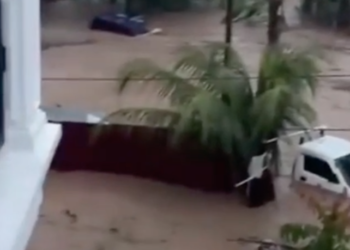 Inundaciones en Indonesia dejaron 49 muertos y miles de evacuados